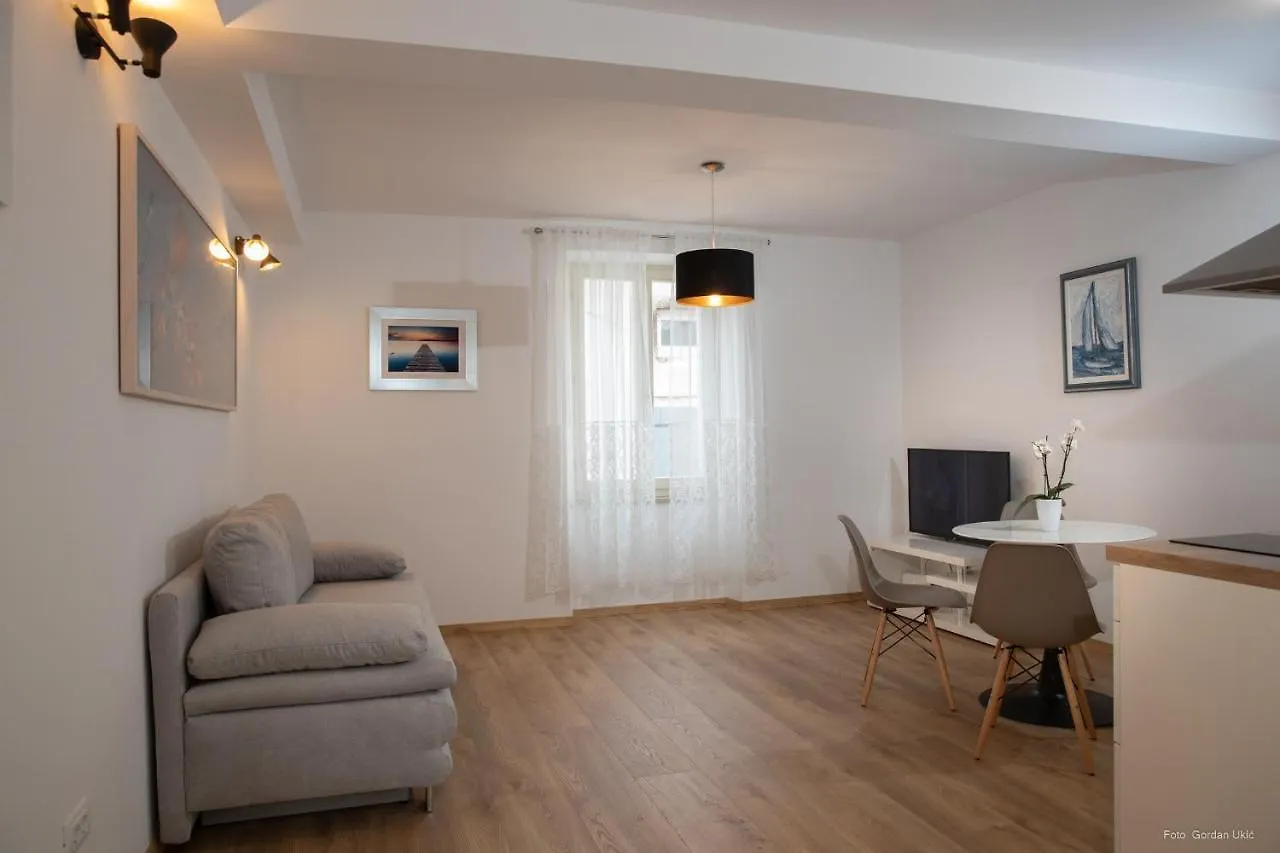 Apartments And Rooms Luan Rovigno