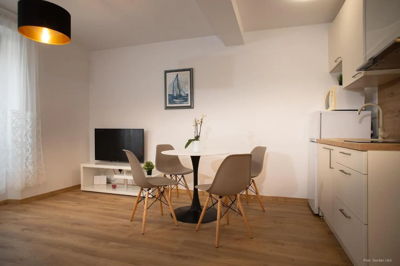 Apartments And Rooms Luan Rovigno