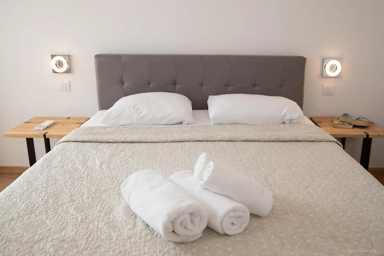 Apartments And Rooms Luan Rovigno