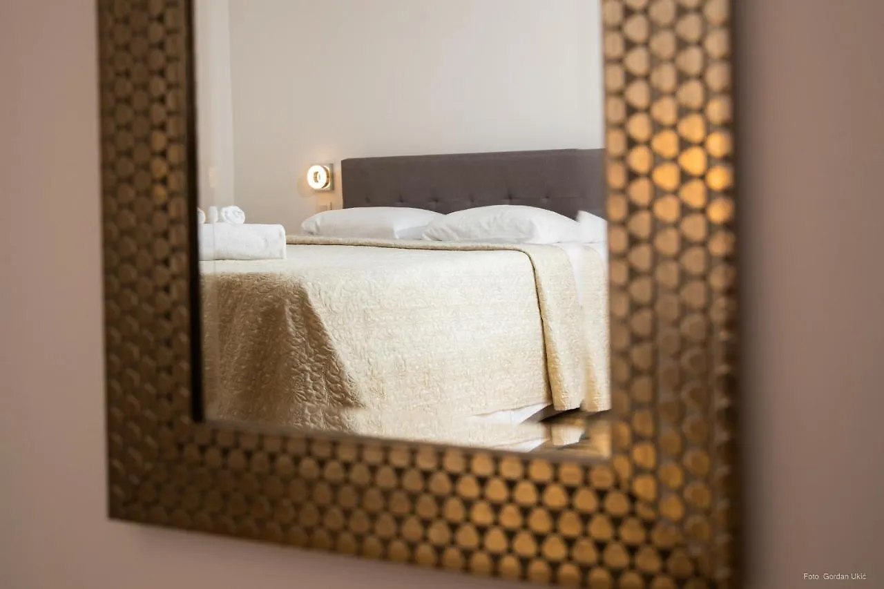 Apartments And Rooms Luan Rovinj