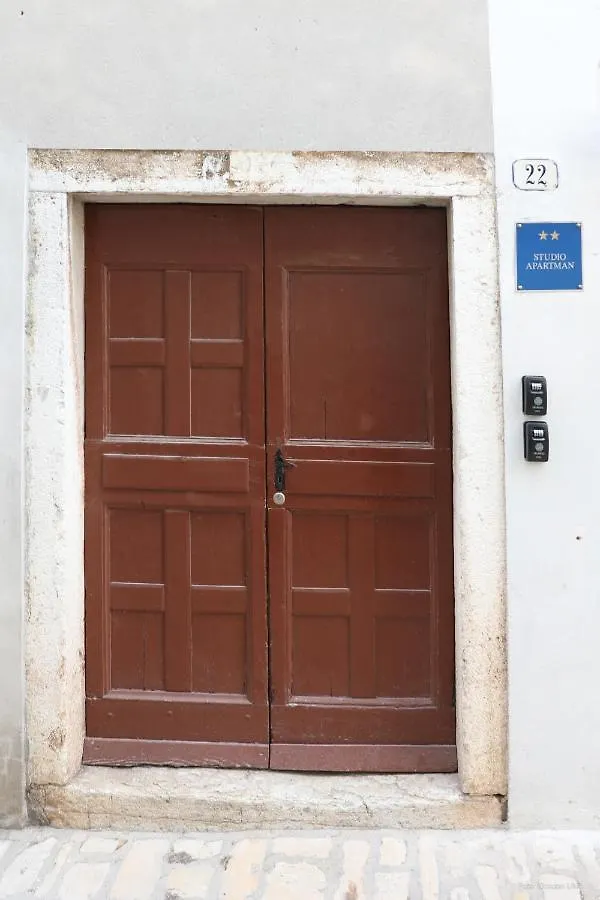 Apartments And Rooms Luan Rovinj
