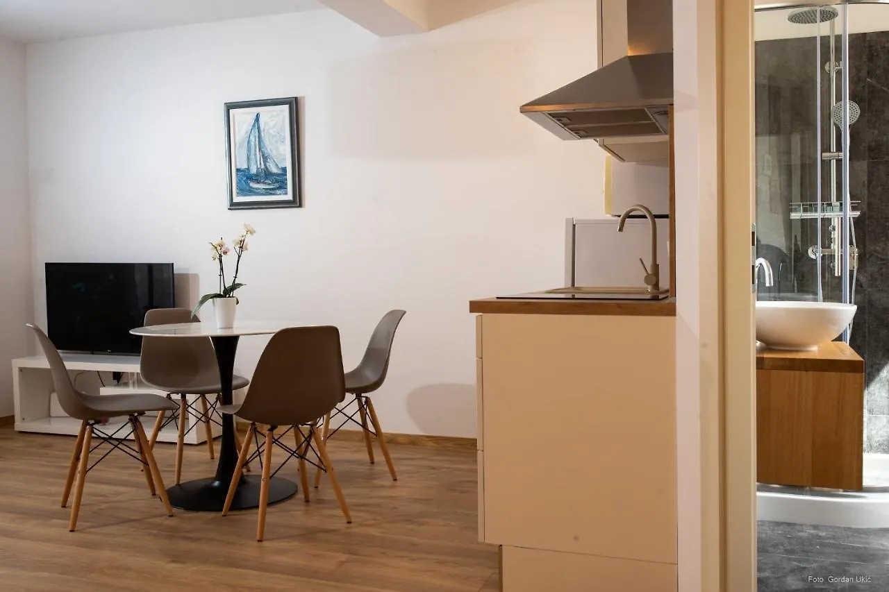 Apartments And Rooms Luan Rovinj