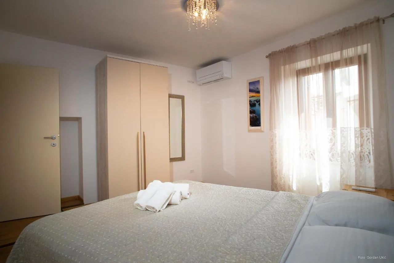 Apartments And Rooms Luan Rovinj 0*,